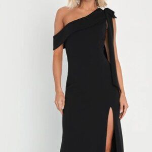 Stepped Out Stunning Black One-Shoulder Mermaid Maxi Dress